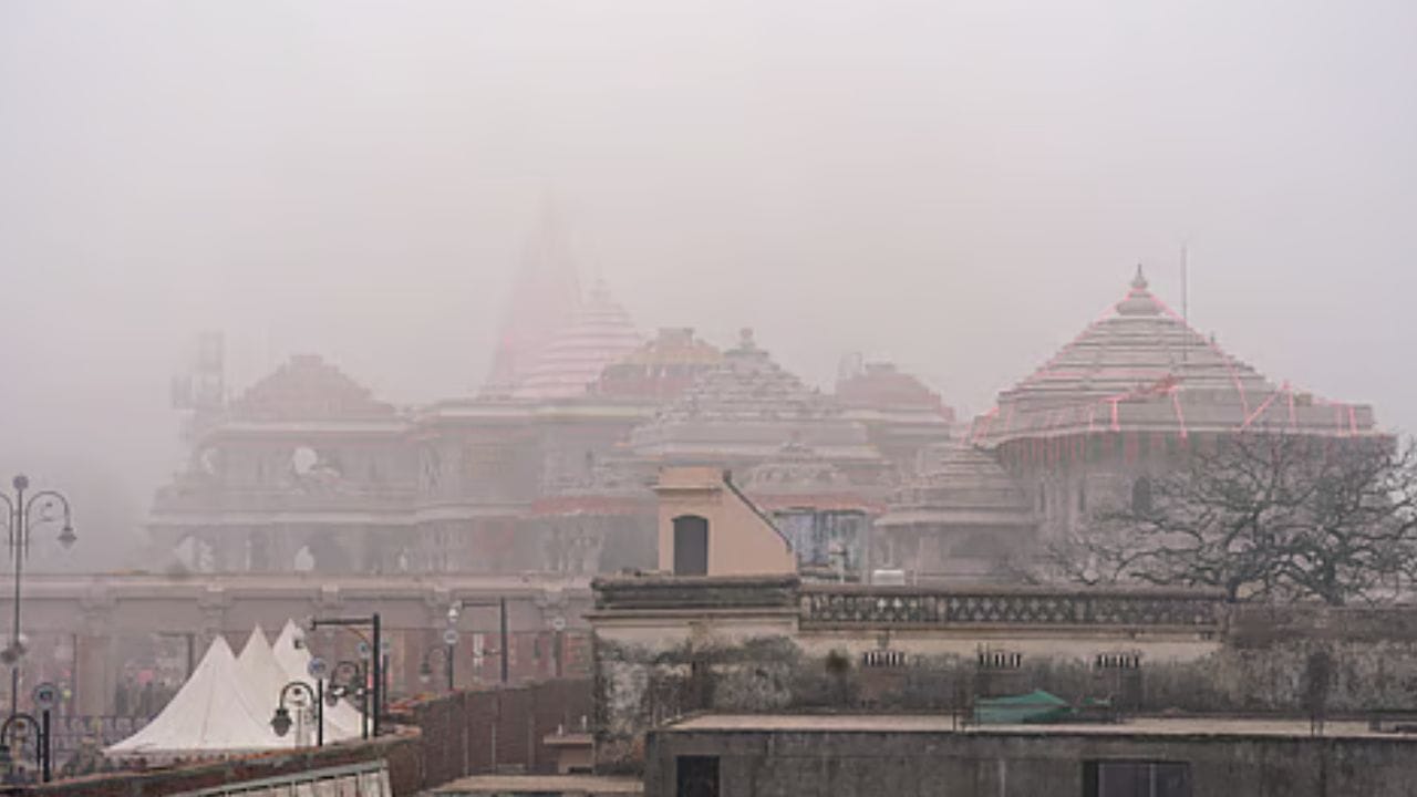 कानपुर-लखनऊ में ठंड, अयोध्या में भी गिरा पारा; UP में कल से घने कोहरे का अलर्ट