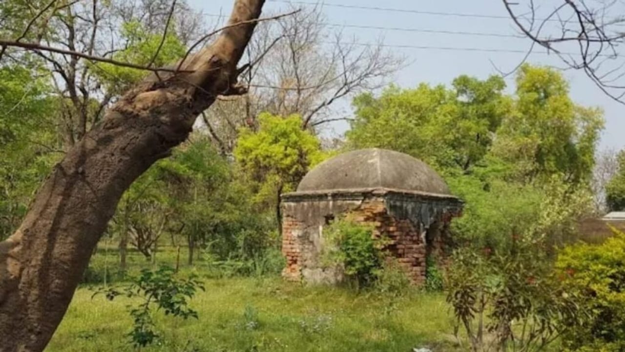 यूपी के इस फोर्ट को क्यों कहते हैं ‘बौना चोर किला’? हैरान कर देगा रहस्य; PHOTOS