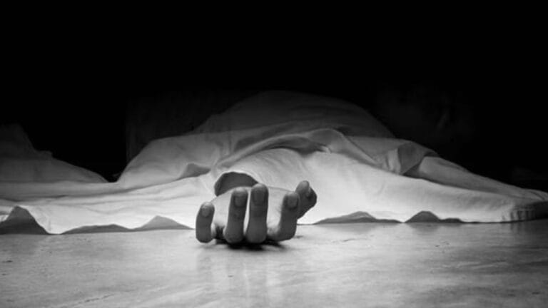 'दो दिन में आईफोन नहीं तो...';  छात्रा ने उठा लिया ये खौफनाक कदम