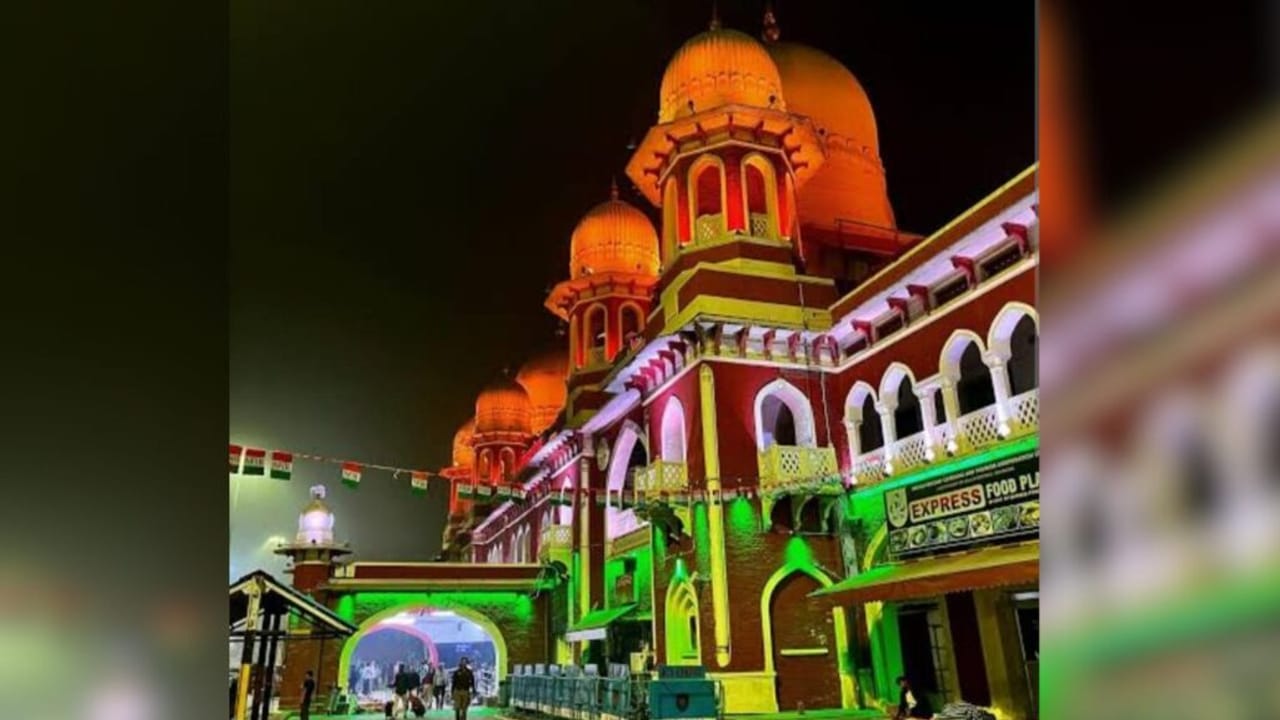 UP में है देश का इकलौता रेलवे स्टेशन, जिसके कोड में है ‘बैरक’, ब्रिटिश राज से कनेक्शन; PHOTOS