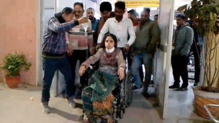 घर में घुसकर GF को मारा ब्लेड, धर्मांतरण से इनकार पर BF ने दी ऐसी सजा