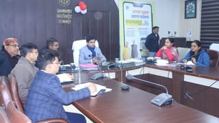 वोटर लिस्ट में कैसे जुड़े 48 फर्जी नाम? पंचायत चुनाव से पहले संभल में फूटा ‘वोट बम’, FIR दर्ज