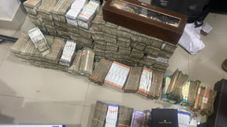 नोएडा में CBI का बड़ा एक्शन, इंटरनेशनल साइबर क्राइम रैकेट का पर्दाफाश