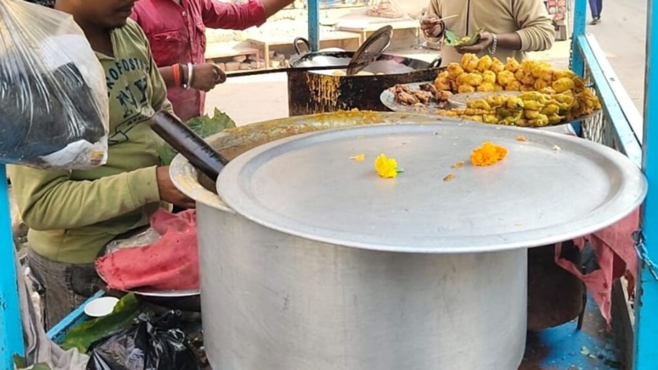 सुबह नाश्ते में ये स्पेशल डिश खाते हैं अमेठी वाले, लाजवाब स्वाद के चलते आप उंगलियां चाटने पर हो जाएंगे मजबूर