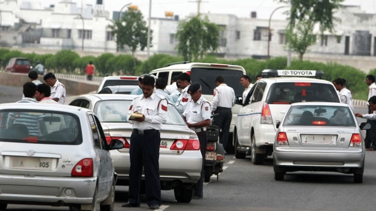 अब चालान भरिए या फिर गाड़ी से हाथ धोइए, लखनऊ में एक साथ 9000 गाड़ियों का RC सस्पेंड