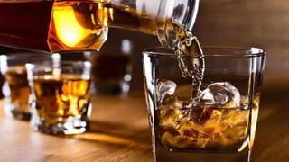 UP में महंगी शराब! नई आबकारी नीति में होने जा रहा प्रावधान, कितनी ढीली होगी जेब?