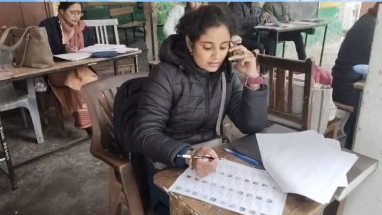 UP में आज जारी होगी अंतिम मतदाता सूची, कट सकते हैं 7 लाख लोगों के नाम