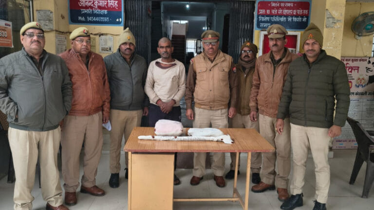 भाभी से था अवैध संबंध, भाई ने पकड़ा तो कुल्हाड़ी से काट डाला; गिरफ्तार