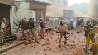 संभल: आदेश के बाद भी पुलिसकर्मियों पर FIR नहीं, न्याय की आस में पीड़ित परिवार; HC जाने की तैयारी