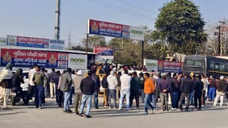 यमुना एक्सप्रेसवे पर दर्दनाक हादसा… नशे में धुत डाॅक्टर ने दो सगे भाइयों को रौंदा, चौकी पर हुआ बवाल