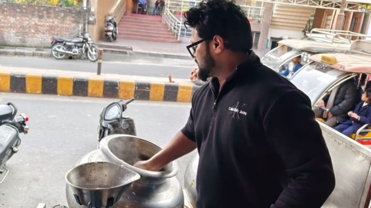 100 साल बाद भी वही स्वाद, सरहद पार बढ़ी मुरादाबादी बिरयानी की डिमांड; जानें क्यों है खास