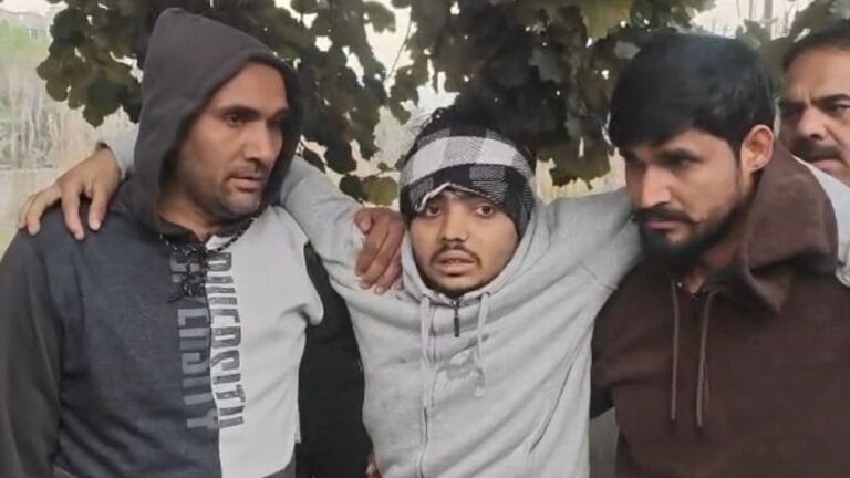 फल विक्रेता को पसंद आ गई थी लड़की, शादी का बनाया दबाव, नहीं मानी तो…