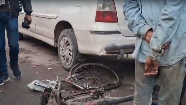 नशे में धुत कार ड्राइवर ने बुजुर्ग को कूचला, फिर 1 KM तक घसीटता रहा