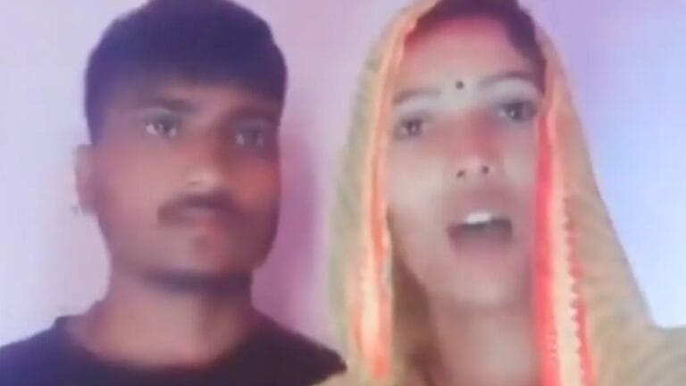 पहले बिस्तर पर छोड़ा केंचुल, अब बताया सच; सामने आया ‘नागिन’ का वीडियो