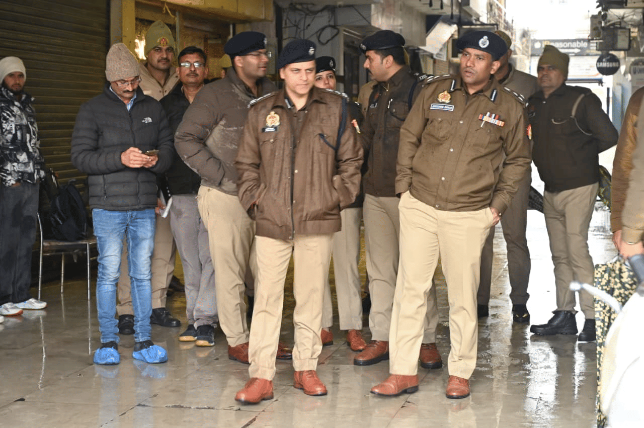 2000 CCTV, 3 IPS अफसर… 3 करोड़ की चोरी का खुलासा, पूरा परिवार अरेस्ट