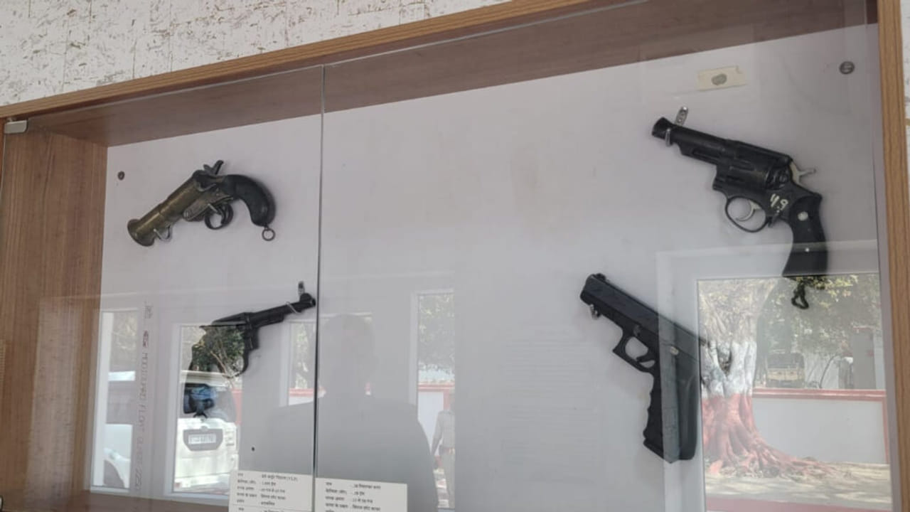 वाराणसी में यूपी का पहला पुलिस म्यूजियम, बदलती वर्दी, हथियार और गौरवशाली इतिहास