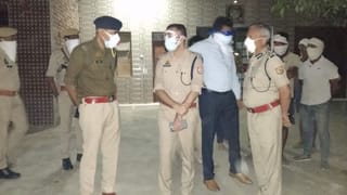 आगरा में जहरीली गैस के रिसाव से मचा हड़कंप, जान बचाने के लिए खेतों की ओर भागा पूरा गांव