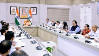 प्रोफेसर-लेक्चरर पर मेहरबान योगी सरकार, कैशलेस चिकित्सा को दी मंजूरी; CM योगी ने कह दी बड़ी बात