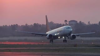 नवी मुंबई-कोलकाता के लिए फ्लाइट, हर दिन 26 उड़ानें… गोरखपुर एयरपोर्ट का नया समर शेड्यूल जारी