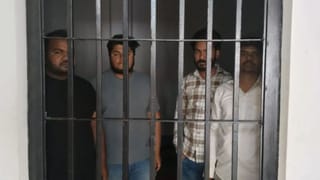 गोरखपुर में एक अरब रुपये की ठगी का पर्दाफाश, फर्जी खातों से ऐसे किया जाता था खेल, 4 गिरफ्तार