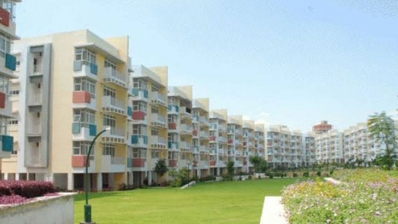 इंतजार खत्म, गोरखपुर में 700 से अधिक लोगों को मिलेगी नए घर की चाबी