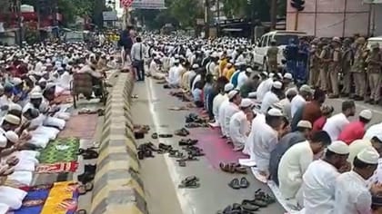 200 लोगों को रेड कार्ड, सड़क पर नमाज तो होगी FIR;SSP के बयान पर हड़कंप