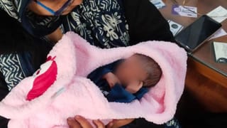 ग्रेटर नोएडा में ढाई लाख में नवजात बच्ची को बेचते हुए रंगे हाथ पकड़ी गई नर्स, अस्पताल मालिक भी गिरफ्तार