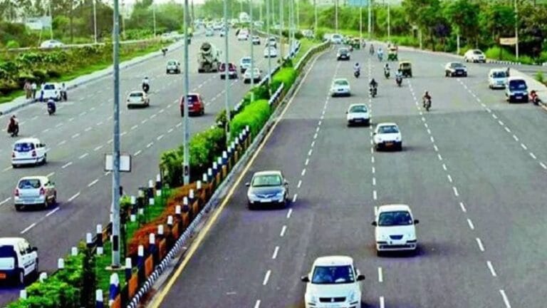 UP में हाईवे-एक्सप्रेस-वे सफर हुआ महंगा! टोल दरों में 5% तक की बढ़ोतरी