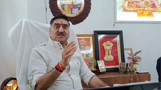 ‘अब क्या छाती पर चढ़ेंगे…’, नुमाइश मैदान में नमाज की मांग पर भड़के अलीगढ़ MP, कह दी बड़ी बात; Video