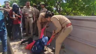 15000 वेतन का वादा, मिल रहे सिर्फ 7-8 हजार… सड़क पर उतरे CM हेल्पलाइन के कर्मचारी