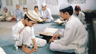 योगी सरकार का सख्त एक्शन, 558 मदरसों में जांच का आदेश, मिड-डे मील में घोटाले का है आरोप