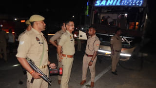 मुरादाबाद सड़क हादसा: चलती बस में ड्राइवर बदलने से पलटी डबल डेकर, 80 मजदूर थे सवार