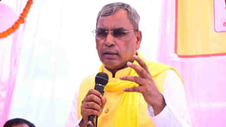 मंत्री ओपी राजभर के खिलाफ गैरजमानती वारंट, BJP नेताओं को गाली देने का है आरोप