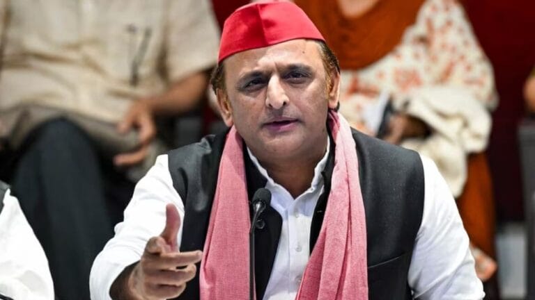 प्रीपेड मीटर पर रोक, लेकिन बढ़े बिलों पर भड़के अखिलेश; आंदोलन का ऐलान