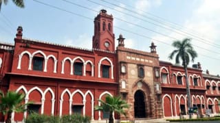 ‘काटकर दफना देंगे…’ AMU में डॉक्टर से बदसलूकी, पुलिस ने बचाई जान