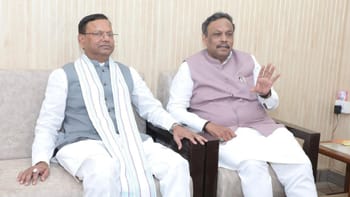 UP-BJP में बड़े बदलाव की तैयारी, विनोद तावड़े ने नेताओं से पूछे 3 सवाल