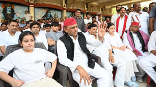 प्रतीक यादव की अंतिम विदाई में भतीजी को दुलारते दिखे अखिलेश- VIDEO