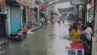 मुरादाबाद में नगर पालिका की खुली पोल, घंटे भर बारिश में ही बाजार डूबा