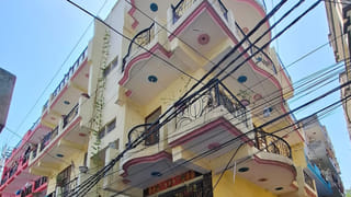 नोएडा में प्यार का खौफनाक अंत! तीसरी मंजिल से कूदे प्रेमी जोड़े; युवक की मौत, युवती दिल्ली रेफर