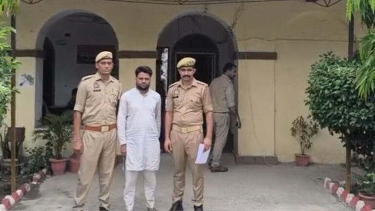 डरा-धमकाकर रेप, विरोध पर मारपीट भी करता था जीशान; पुलिस ने किया ये हाल