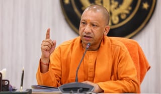 UP में 200 अस्पतालों पर एक्शन; 100 का पेमेंट रूका तो 100 हो गए आयुष्मान से बाहर