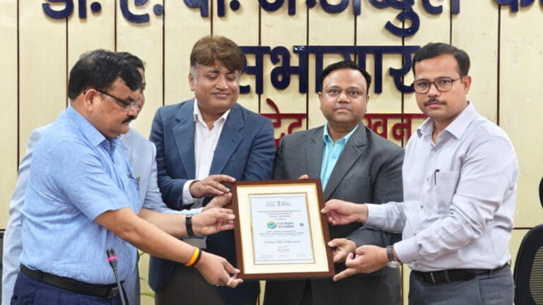 लखनऊ एयरपोर्ट बना भारत का पहला 'ईट राइट कैंपस', मिला 3-स्टार रेटिंग