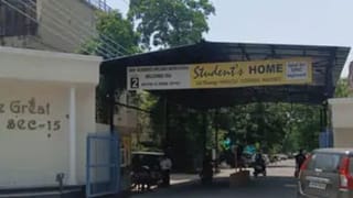 नोएडा में IIT दिल्ली से पासआउट युवा ने ली बुजुर्ग की जान, पार्किंग विवाद में दिया था धक्का