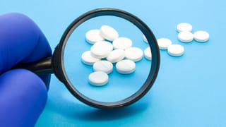 3.63 करोड़ की नकली दवाएं जब्त, 8 गोदाम सील, 6 FIR… आगरा में FSDA की सबसे बड़ी कार्रवाई