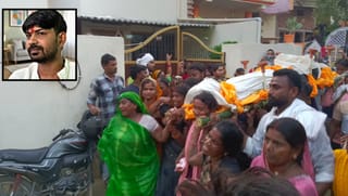 एनकाउंटर में ढेर कमलेश की अंतिम यात्रा के दौरान हंगामा, पुलिस पर पथराव, CO घायल
