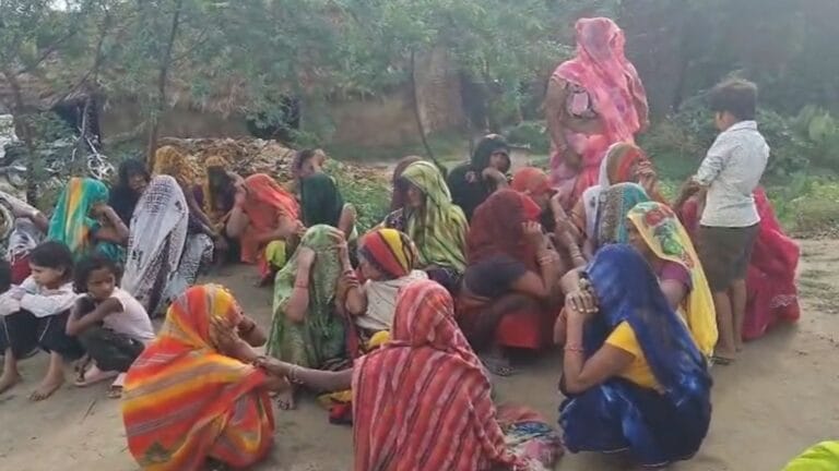 तूफान बना काल! बारिश में गिरी छत, मलबे में दबे बेटी समेत दंपत्ति; मौत