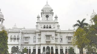 6 हजार की दवा 18 हजार में! मरीज ने CM से की शिकायत, KGMU के डॉक्टर सस्पेंड