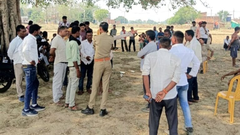 गजब हो गया! जयमाल के बाद दहेज की बाइक लेकर भागा दूल्हा, हुआ बड़ा बवाल