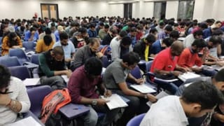 खुले बाजार में UP पुलिस भर्ती परीक्षा 2026 का नकली पेपर! कीमत 8000 रुपये, एक्शन में भर्ती बोर्ड