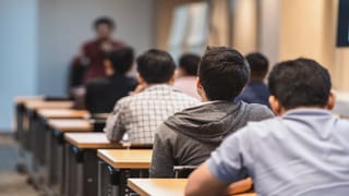 यूपी बोर्ड के फेल स्टूडेंट्स के लिए एक मौका! इम्प्रूवमेंट और कम्पार्टमेंट परीक्षा की तारीख का ऐलान